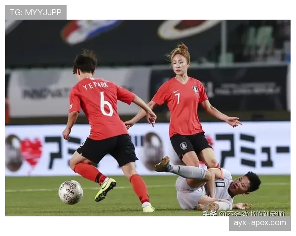韩国队在东亚杯备战期展现战术磨合进度,面临中场转换效率与防线稳定性双重挑战 韩国队在东亚杯备战期展现战术磨合进度,面临中场转换效率与防线稳定性双重挑战